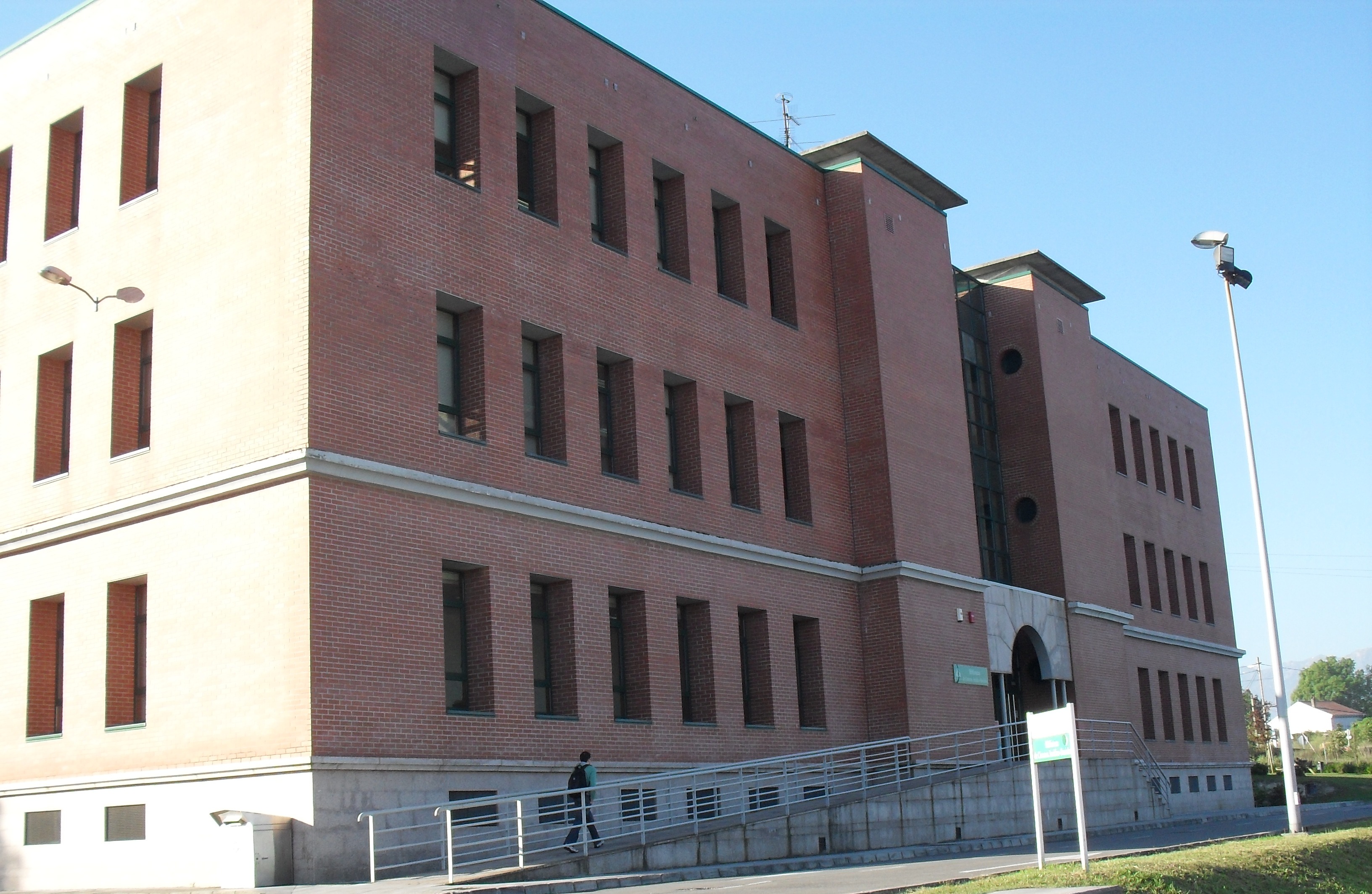 Imagen de la biblioteca